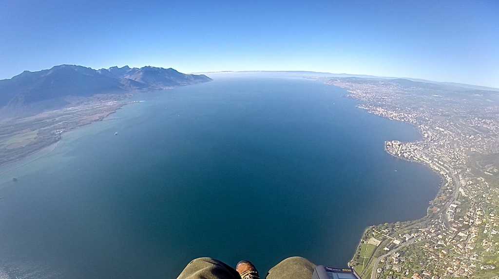 Les Forums Le lac Léman vu du ciel (1/2)