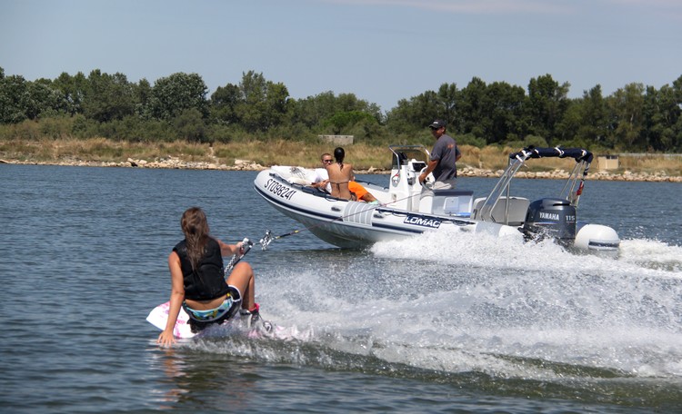 V de traction pour ski nautique et wake avec poulie bateau & hors