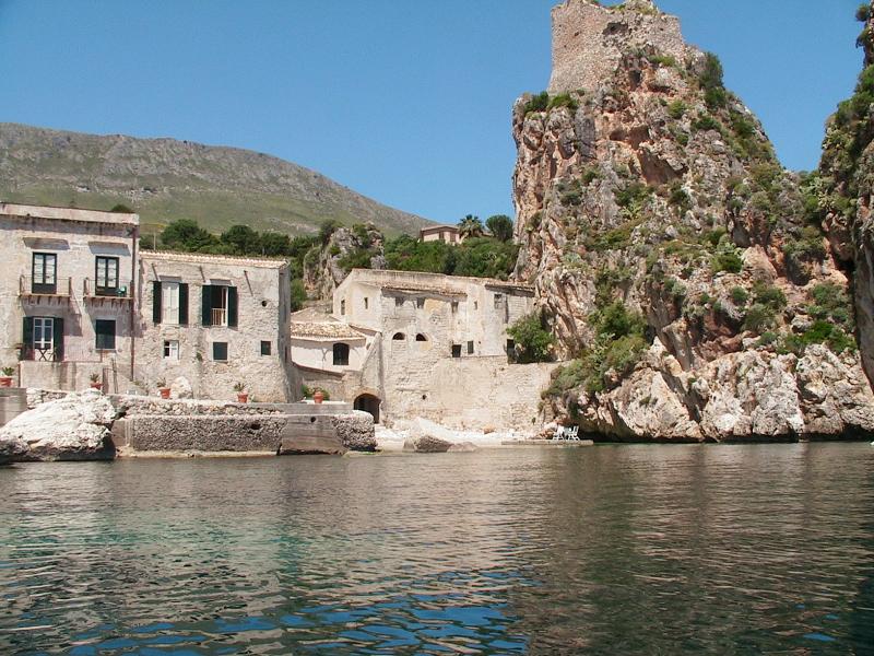 photo /v2/membres/pages_perso/pp_8875/83685.jpg